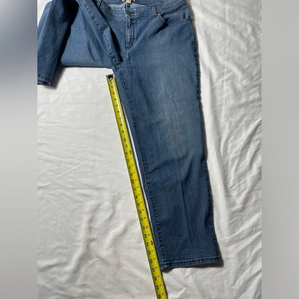Chicos Blue Denim Ankle Jeans Womens size (2.5) US size 14